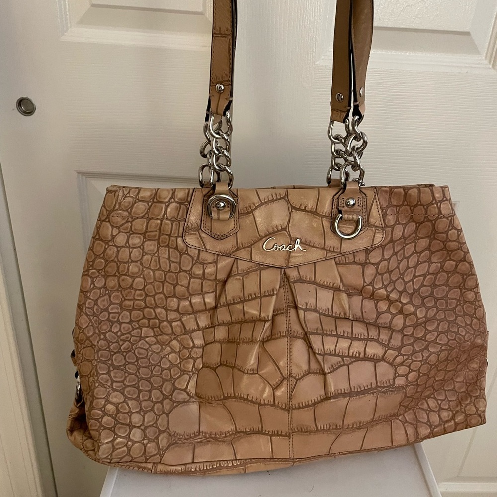 Coach Embossed Croc Leather Shoulder Bag – Tan/Beige/Brown